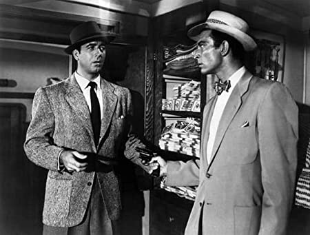 John Payne and Lee Van Cleef in the conclusion to Kansas City Confidential