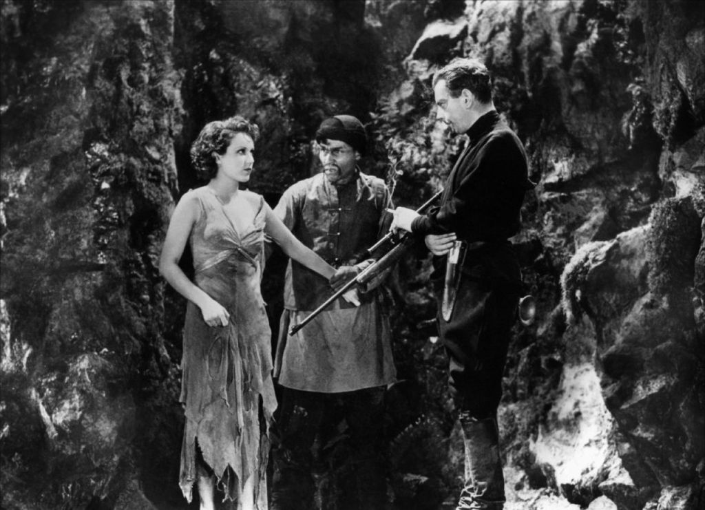 Eve, the Count, and his servant Tartar